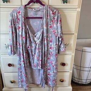 Floral Robe and Night Shirt Set - Pink on Gray